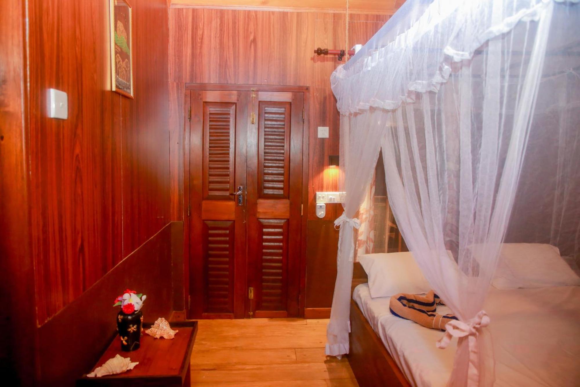 Villa Blue Ocean Tree House Hiriketiya Dikwella Esterno foto