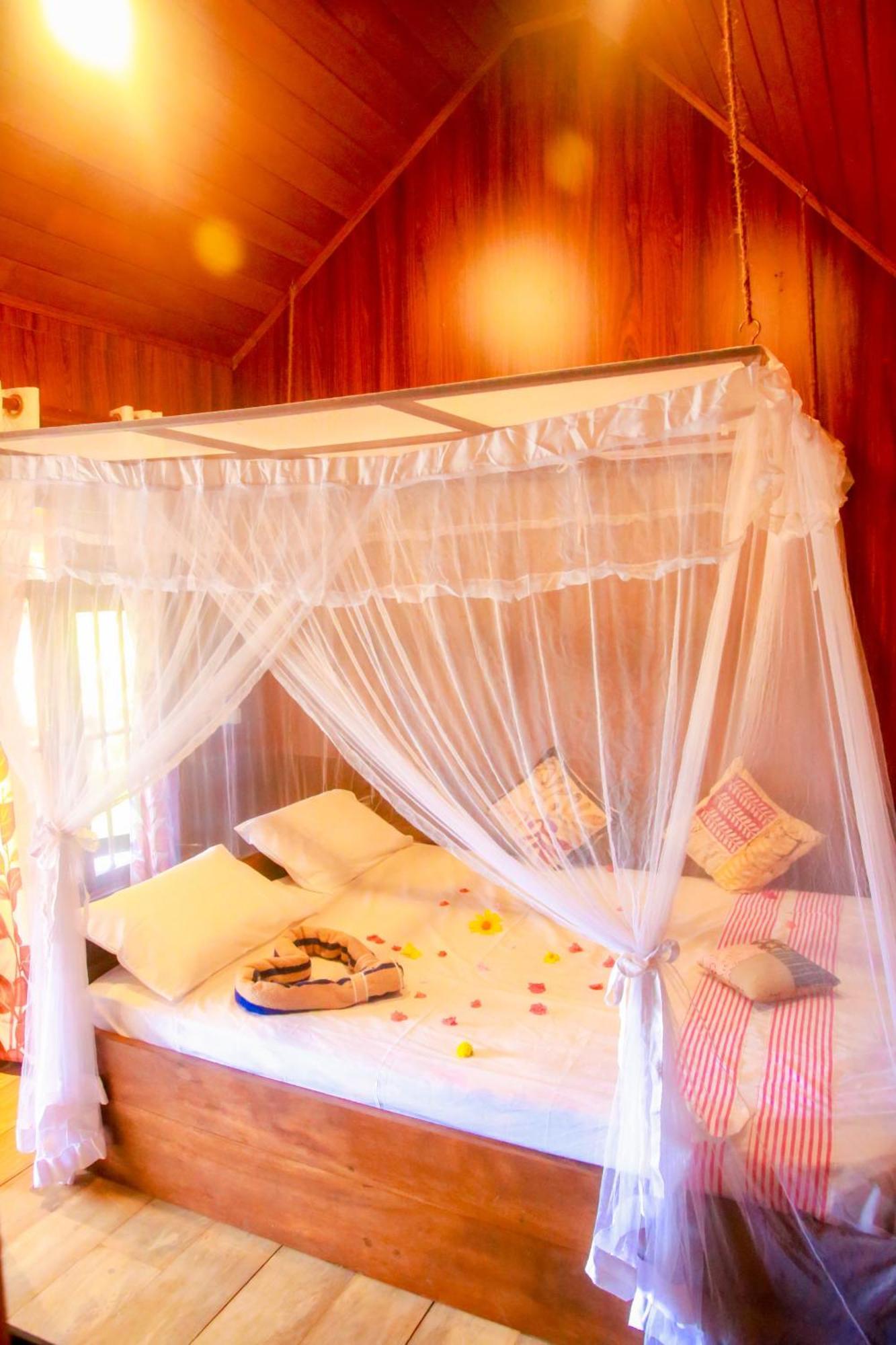 Villa Blue Ocean Tree House Hiriketiya Dikwella Esterno foto